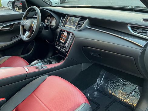 Used 2024 INFINITI QX50 Sport image 40