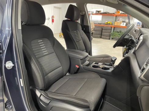 Used 2020 Kia Sportage LX w/ LX Popular Package image 23