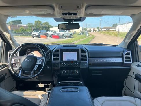 Used 2020 Ford F350 Limited AWD/4WD image 19