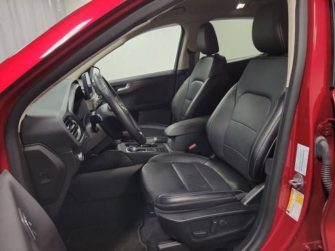 Used 2020 Ford Escape Titanium FWD image 13
