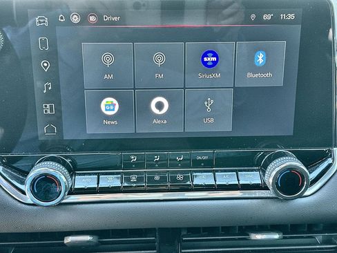 Certified 2024 GMC Canyon Elevation w/ Convenience Package image 13