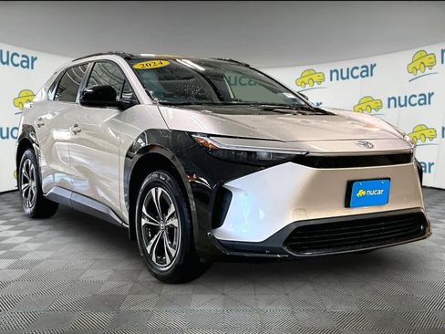 Used 2024 Toyota bZ4X XLE w/ Weather Package image 1