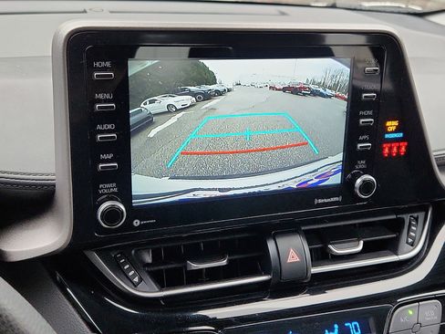 Used 2021 Toyota C-HR LE image 20