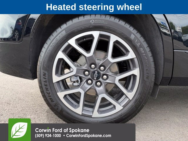 Used 2025 Chevrolet Blazer RS AWD/4WD image 9