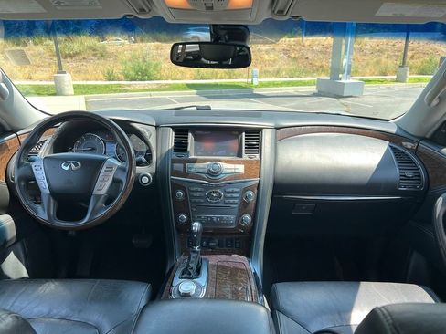 Used 2015 INFINITI QX80 4WD w/ Driver's Assistance Package image 22