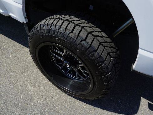 Used 2021 Ford F150 Lariat w/ Equipment Group 501A Mid image 11