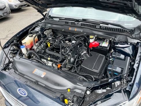 Used 2020 Ford Fusion SE FWD image 14