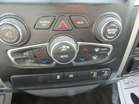 Used 2017 RAM 1500 Lone Star image 29