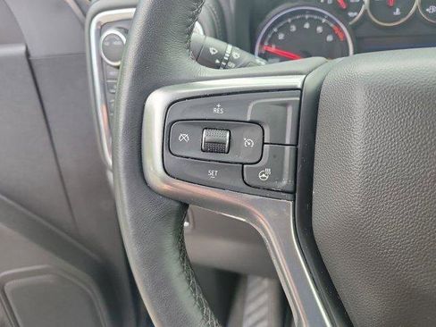 Used 2022 Chevrolet Silverado 1500 LT AWD/4WD image 28