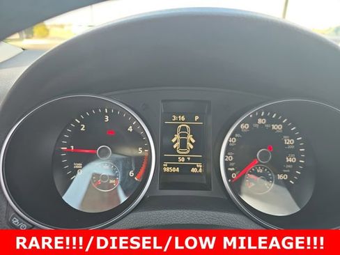 Used 2014 Volkswagen Jetta TDI image 10