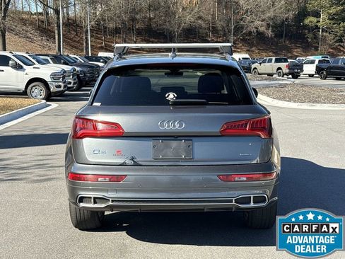 Used 2020 Audi Q5 e Premium w/ Convenience Package image 4