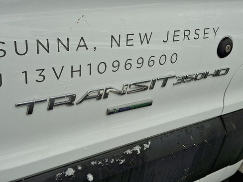Used 2023 Ford Transit 350 DRW image 28