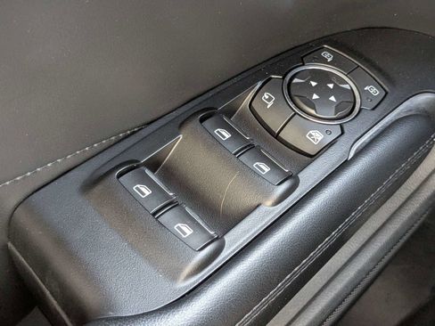 Used 2019 Lincoln MKC Reserve w/ MKC Climate Package FWD image 26