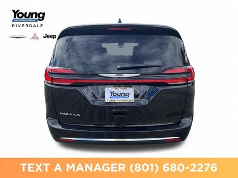 New 2026 Chrysler Pacifica Select FWD image 4