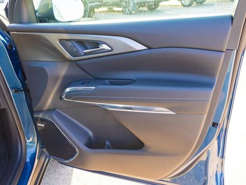 New 2026 Chevrolet Traverse LT w/ Enhanced Driving Package FWD image 11