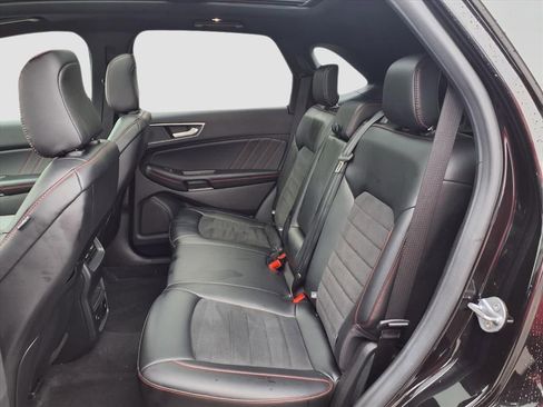 Used 2024 Ford Edge ST-Line image 33