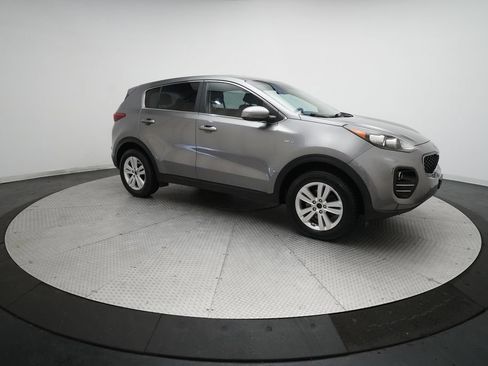 Used 2018 Kia Sportage LX AWD/4WD image 34