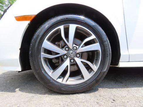 Used 2023 Honda Odyssey Touring image 9