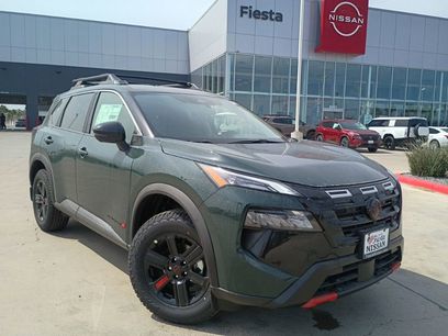 New 2026 Nissan Rogue SV w/ Rock Creek Premium Package