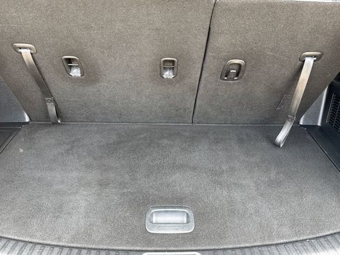 Used 2024 Kia Telluride S FWD image 10