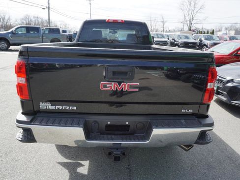 Used 2017 GMC Sierra 2500 SLE w/ HD SLE Preferred Plus Package image 17
