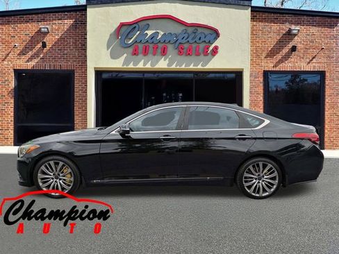 Used 2015 Hyundai Genesis 5.0 RWD image 10