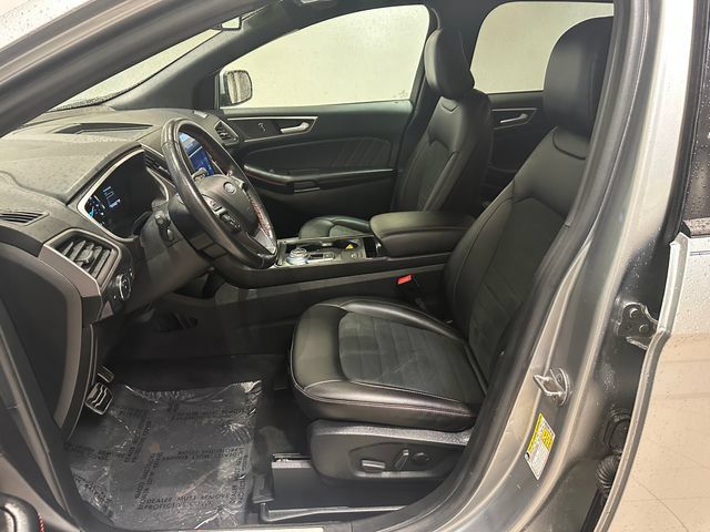 Certified 2021 Ford Edge ST-Line AWD/4WD image 5