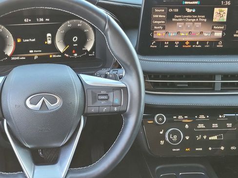 Used 2023 INFINITI QX60 Sensory w/ Vision Package image 14