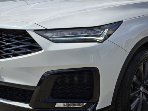 Certified 2025 Acura MDX A-Spec image 9
