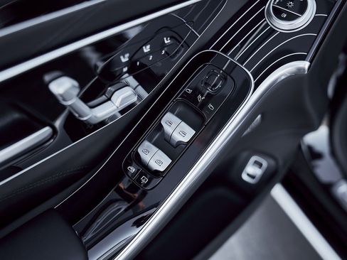 Used 2023 Mercedes-Benz Maybach S 680 4MATIC image 30