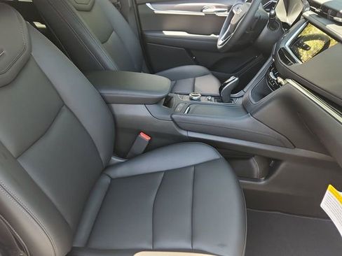 New 2025 Cadillac XT6 Luxury AWD/4WD image 26