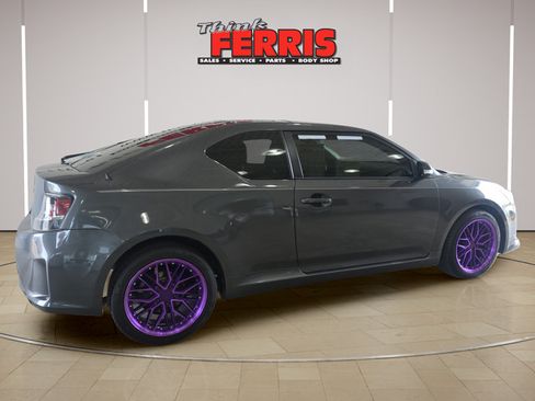Used 2016 Scion tC FWD image 5
