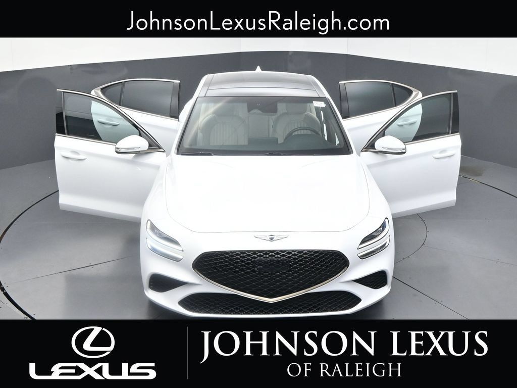 Used 2023 Genesis G70 2.0T w/ Sport Prestige Package RWD image 35