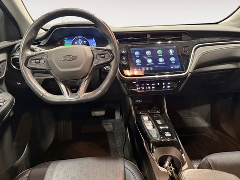 Used 2023 Chevrolet Bolt EUV LT w/ Convenience Package image 11