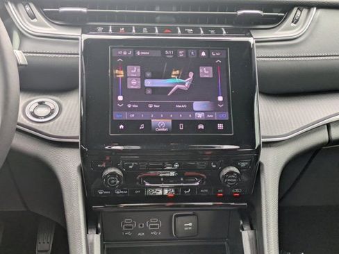New 2025 Jeep Grand Cherokee Altitude RWD image 16