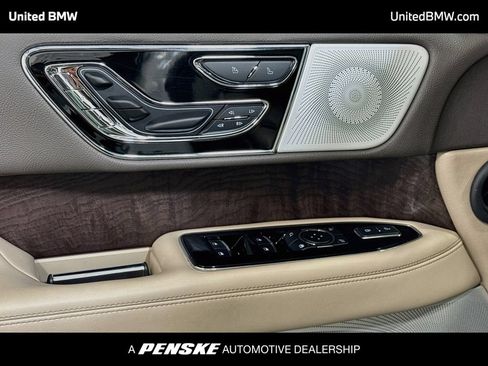Used 2024 Lincoln Navigator L Reserve AWD/4WD image 3