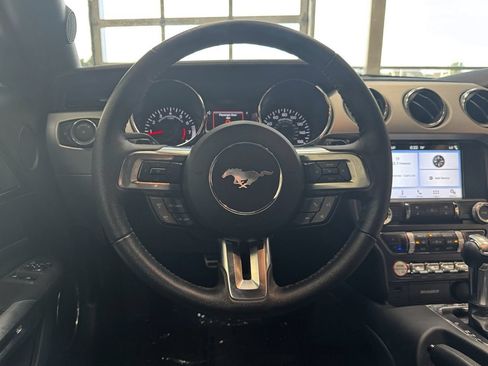 Used 2016 Ford Mustang GT Premium RWD image 40