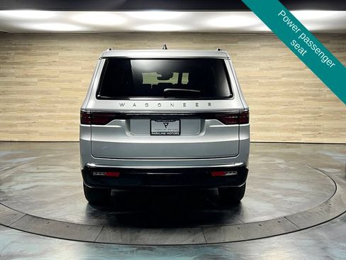 Used 2024 Jeep Wagoneer 4WD image 17