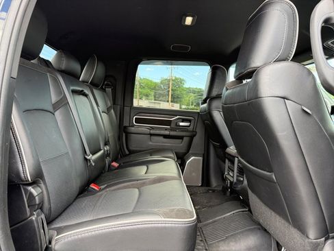 Used 2025 RAM 2500 Laramie AWD/4WD image 17