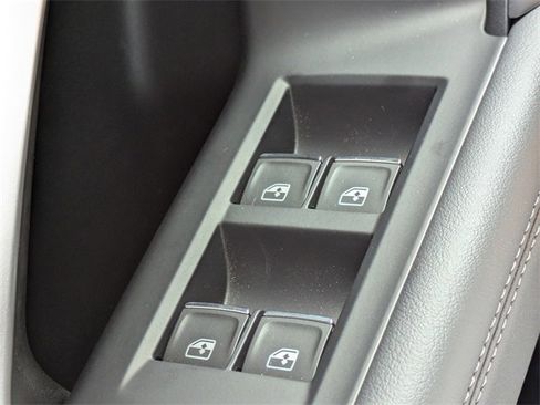 Used 2025 Audi Q5 Premium image 31