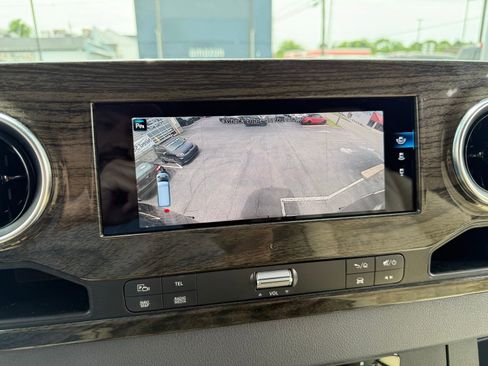 Used 2020 Mercedes-Benz Sprinter 3500 image 7
