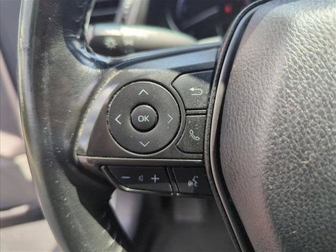 Used 2021 Toyota Camry SE FWD image 13