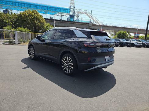 Used 2023 Volkswagen ID.4 Pro S Plus AWD/4WD image 7