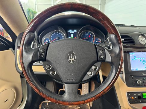 Used 2012 Maserati GranTurismo S image 21