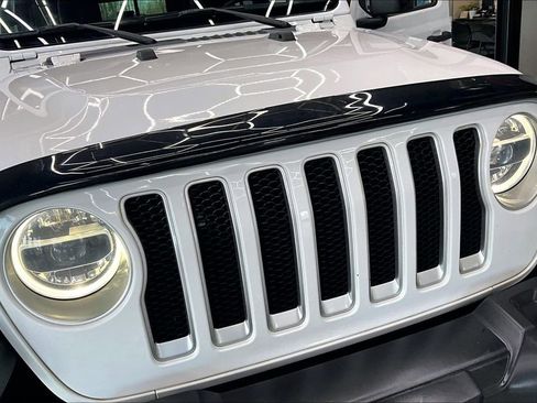 Used 2019 Jeep Wrangler Unlimited Sahara w/ Uconnect 4C Nav & Sound Group AWD/4WD image 31