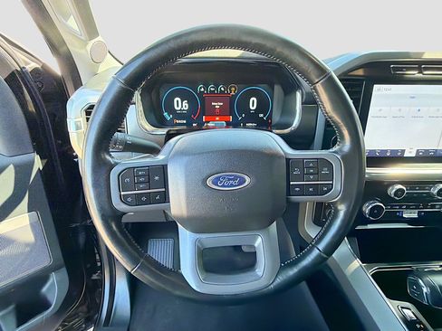 Used 2023 Ford F150 Lariat image 38