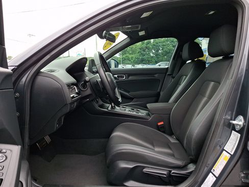 Used 2023 Honda Civic Sport image 13