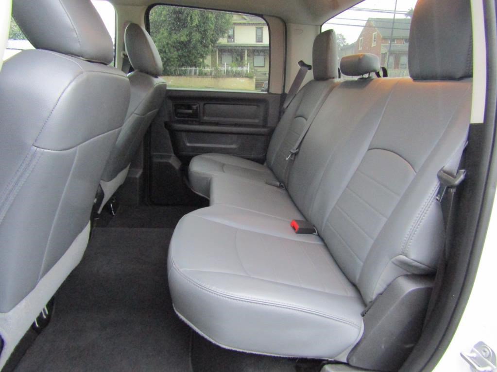 Used 2018 RAM 2500 Tradesman w/ Chrome Appearance Group AWD/4WD image 14