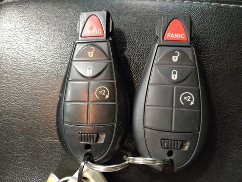 Used 2020 Jeep Cherokee Latitude w/ Cold Weather Group image 32