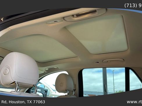 Used 2017 Mercedes-Benz GLC 300 image 30